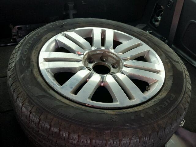 5LMJJ2H5XBEJ06743 - 2011 LINCOLN NAVIGATOR Siyah fotoğraf 9