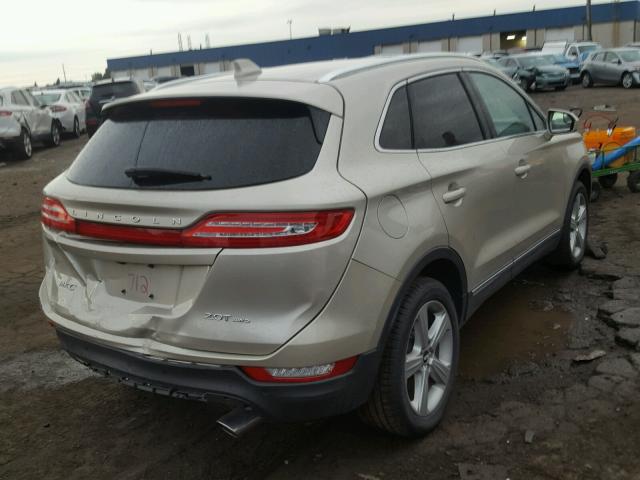 5LMCJ1D96HUL47712 - 2017 LINCOLN MKC PREMIE GOLD photo 4