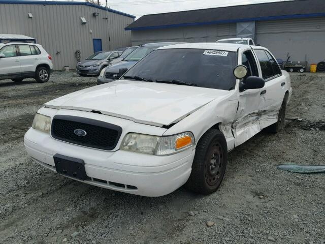 2FAHP71W05X135004 - 2005 FORD CROWN VICT WHITE photo 2