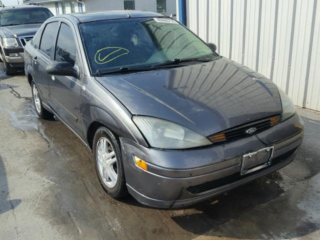 1FAFP38ZX4W147915 - 2004 FORD FOCUS ZTS GRAY photo 1