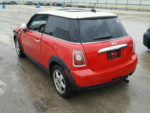 WMWMF33588TU67327 - 2008 MINI COOPER RED photo 3