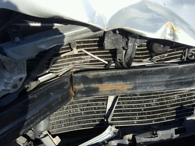 JT2BG22K6Y0447158 - 2000 TOYOTA CAMRY CE SILVER photo 9