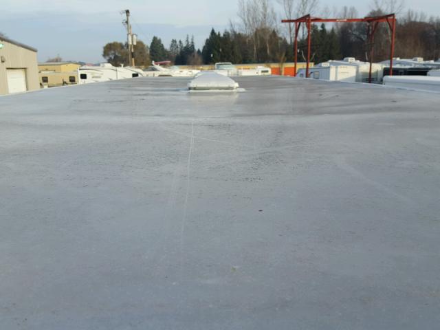 52K1F2828B1000926 - 2011 STOR ENCLOSED WHITE photo 15