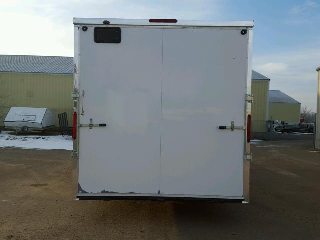 52K1F2828B1000926 - 2011 STOR ENCLOSED WHITE photo 4