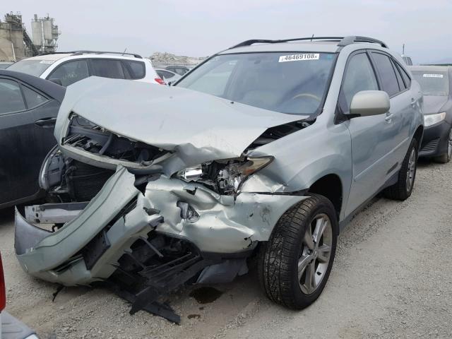 JTJHW31U062005066 - 2006 LEXUS RX 400 GRAY photo 2