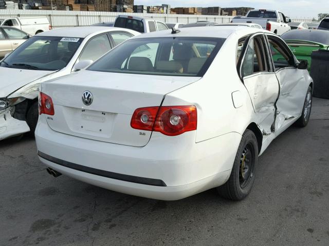 3VWSG71K17M092737 - 2007 VOLKSWAGEN JETTA 2.5 WHITE photo 4