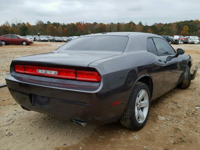 2C3CDYAG7EH299652 - 2014 DODGE CHALLENGER GRAY photo 4