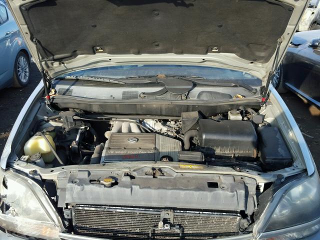 JT6HF10U4Y0099211 - 2000 LEXUS RX 300 SILVER photo 7