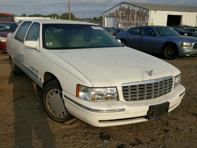 1GEEH90Y5WU550781 - 1998 CADILLAC COMMERCIAL WHITE photo 1