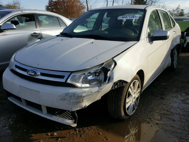 1FAHP3HN5AW268546 - 2010 FORD FOCUS SEL WHITE photo 2