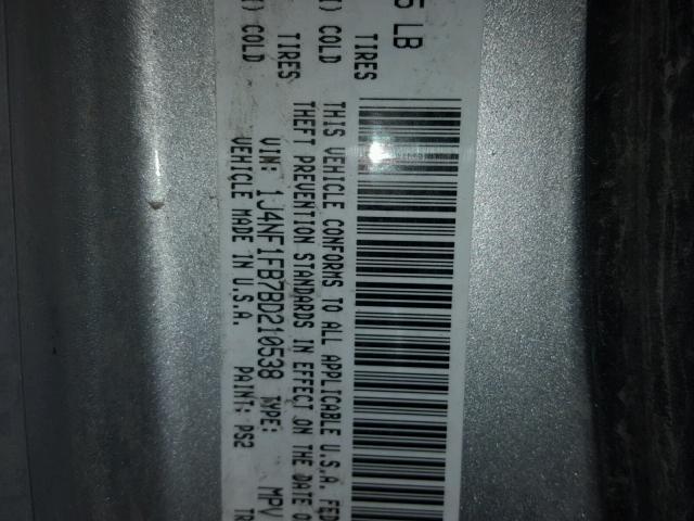 1J4NF1FB7BD210538 - 2011 JEEP COMPASS SP 银色 照片 10