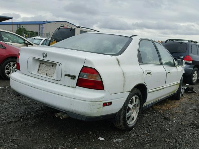 1HGCD5659SA035541 - 1995 HONDA ACCORD EX WHITE photo 4