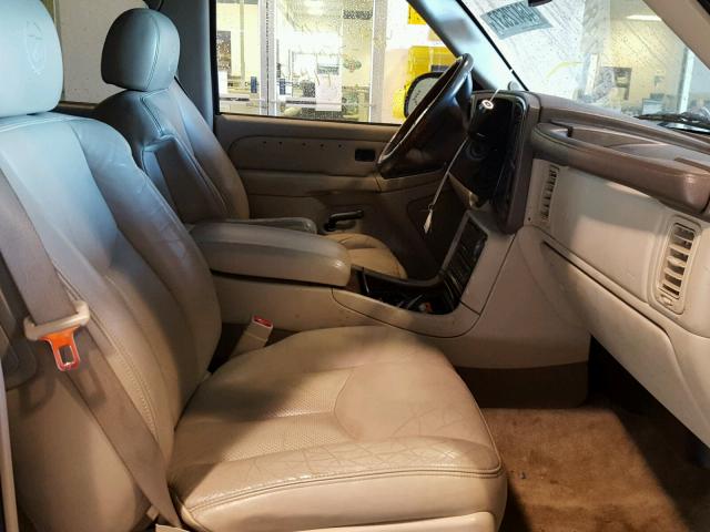 1GYEK63NX4R218050 - 2004 CADILLAC ESCALADE L BLACK photo 5