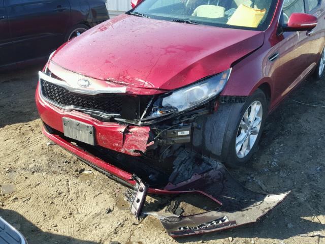 5XXGM4A71DG113479 - 2013 KIA OPTIMA LX MAROON photo 9