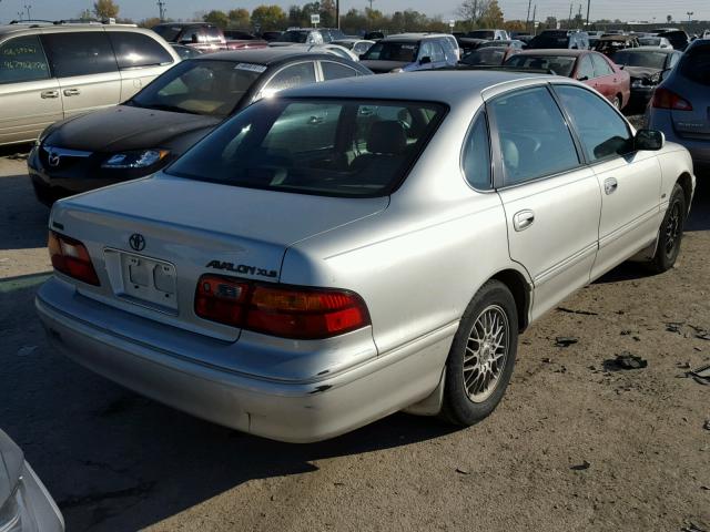 4T1BF18B3XU348697 - 1999 TOYOTA AVALON XL SILVER photo 4