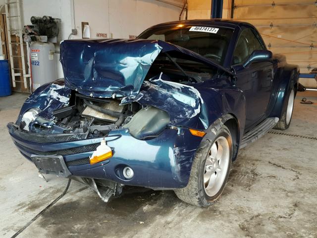 1GCES14H55B119938 - 2005 CHEVROLET SSR BLUE photo 2