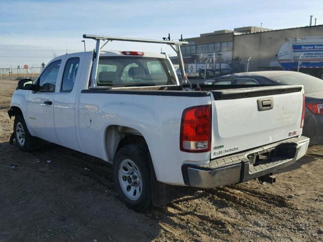 1GTR1TEA9BZ337868 - 2011 GMC SIERRA C15 WHITE photo 3