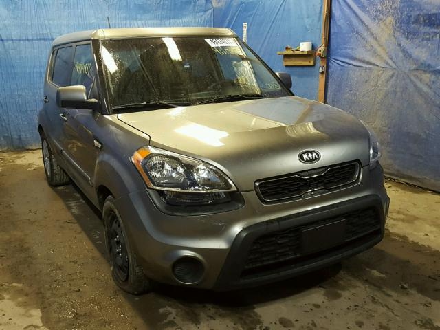 KNDJT2A51D7530217 - 2013 KIA SOUL SILVER photo 1