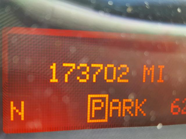 2G2WS522551146023 - 2005 PONTIAC GRAND PRIX GRAY photo 8