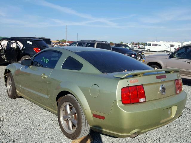 1ZVHT82H065219061 - 2006 FORD MUSTANG GT GREEN photo 3