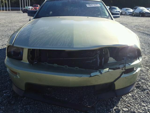 1ZVHT82H065219061 - 2006 FORD MUSTANG GT GREEN photo 9