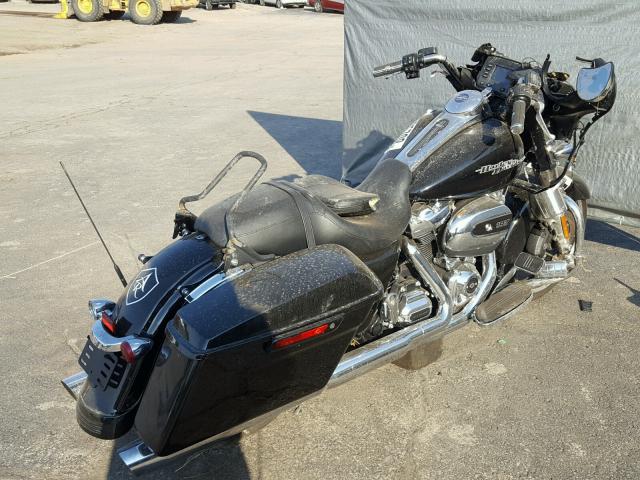 1HD1KBC12HB634648 - 2017 HARLEY-DAVIDSON FLHX STREE BLACK photo 4