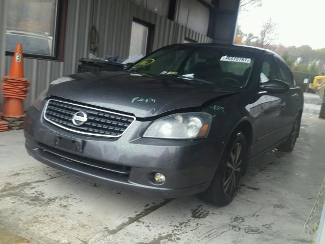 1N4AL11D45N436272 - 2005 NISSAN ALTIMA S GRAY photo 2