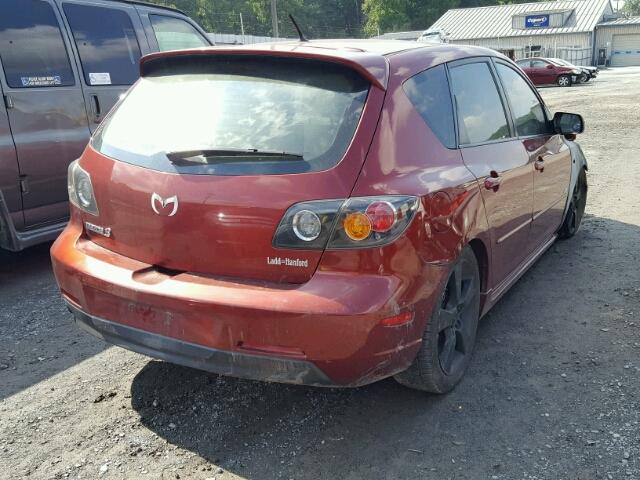 JM1BK143261519566 - 2006 MAZDA 3 HATCHBAC RED photo 4