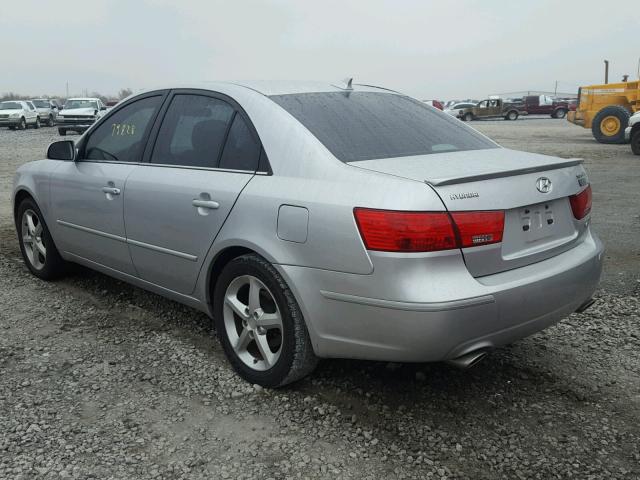 5NPEU46F79H469826 - 2009 HYUNDAI SONATA SILVER photo 3