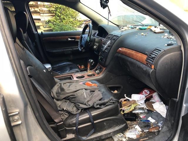 5GZEV23D69J134650 - 2009 SATURN OUTLOOK XR 银色 照片 5