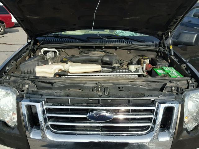 1FMEU51828UA28197 - 2008 FORD EXPLORER S BROWN photo 7