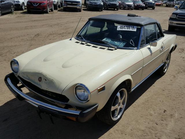 124CS10114941 - 1977 FIAT SPIDER BEIGE photo 2