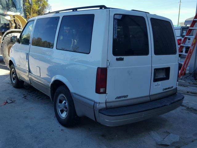 1GNDM19XX2B100651 - 2002 CHEVROLET ASTRO WHITE photo 3