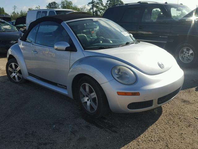 3VWPF31Y16M308624 - 2006 VOLKSWAGEN NEW BEETLE Gümüş foto 1