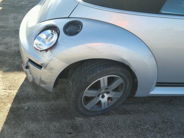 3VWPF31Y16M308624 - 2006 VOLKSWAGEN NEW BEETLE Gümüş foto 9