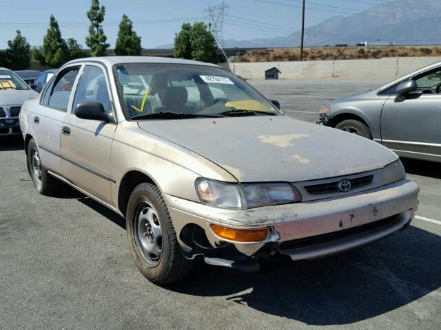 1NXBA02EXTZ479020 - 1996 TOYOTA COROLLA GOLD photo 1