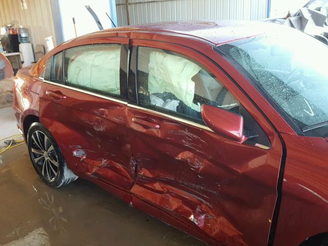 1C3BC8FG2BN600449 - 2011 CHRYSLER 200 S RED photo 9