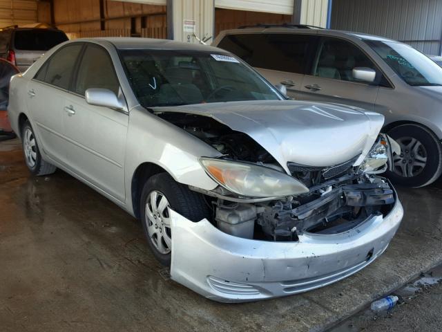 4T1BE32K02U602558 - 2002 TOYOTA CAMRY LE SILVER photo 1