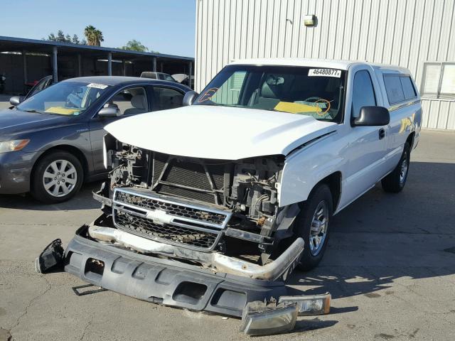 1GCEC14X67Z127870 - 2007 CHEVROLET SILVERADO WHITE photo 2