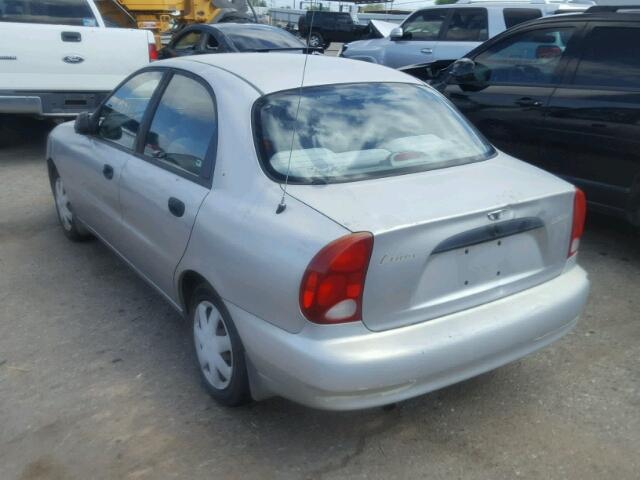 KLATA526X1B625365 - 2001 DAEWOO LANOS S SILVER photo 3