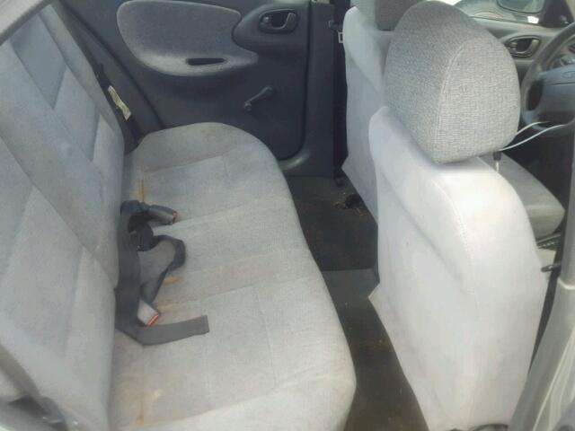 KLATA526X1B625365 - 2001 DAEWOO LANOS S 银色 照片 6