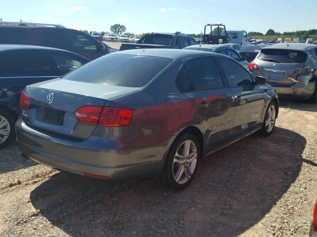 3VW1K7AJ4DM263039 - 2013 VOLKSWAGEN JETTA BASE Գրաֆիտ լուսանկար 4