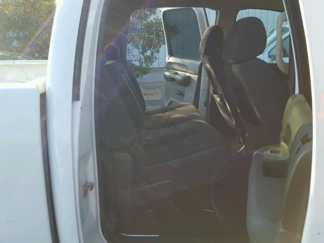 1GCHK23K18F188154 - 2008 CHEVROLET SILVERADO WHITE photo 6