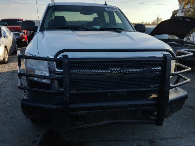 1GCHK23K18F188154 - 2008 CHEVROLET SILVERADO WHITE photo 9