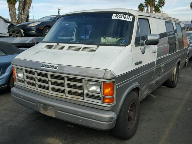 2B7HB21Y1MK402160 - 1991 DODGE RAM VAN B2 WHITE photo 2