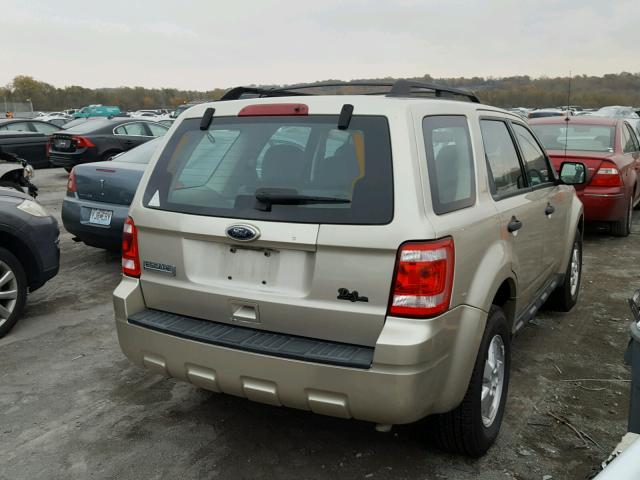 1FMCU9C77AKC72710 - 2010 FORD ESCAPE XLS GOLD photo 4