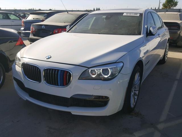 WBAYE8C56DD132542 - 2013 BMW 750LI WHITE photo 2