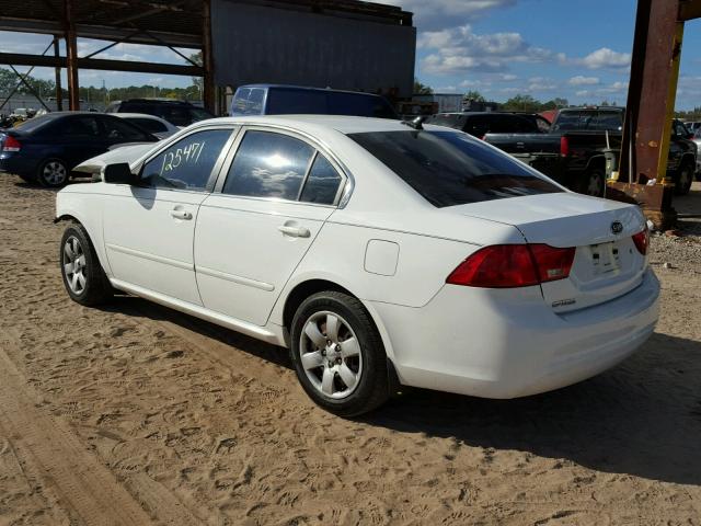 KNAGE228995303760 - 2009 KIA OPTIMA WHITE photo 3