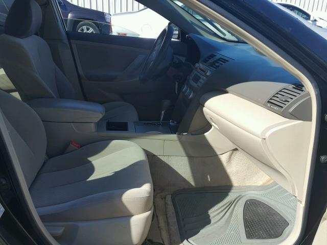 4T1BE46KX9U379133 - 2009 TOYOTA CAMRY BASE Qara foto 5