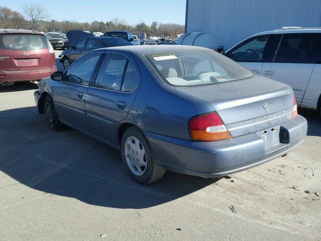 1N4DL01D1XC123279 - 1999 NISSAN ALTIMA XE BLUE photo 3